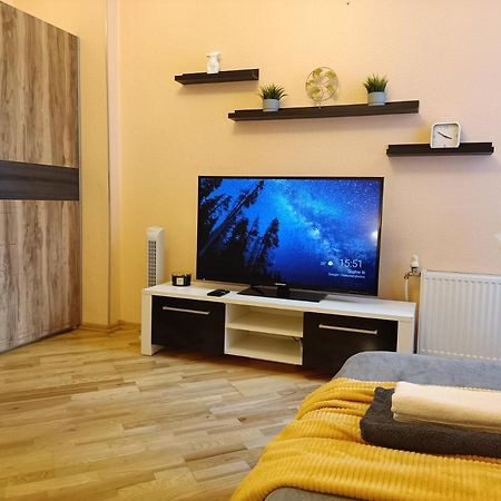 Riga Central Street Cozy Apartment Dış mekan fotoğraf